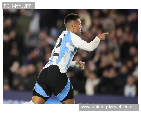 冈萨雷斯右大腿肌肉受伤将缺阵数周已返回阿根廷进行恢复治疗