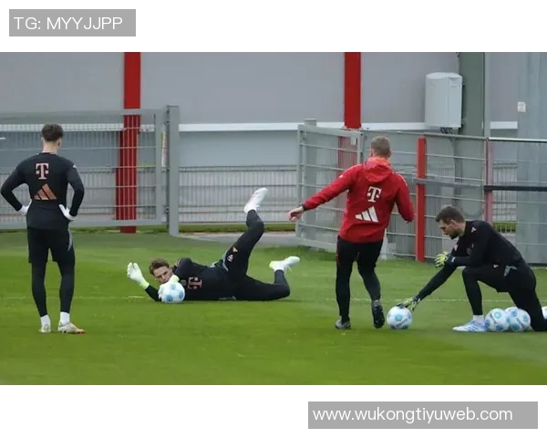 拜仁球员享受假期二门乌尔比希主动加练展现职业精神