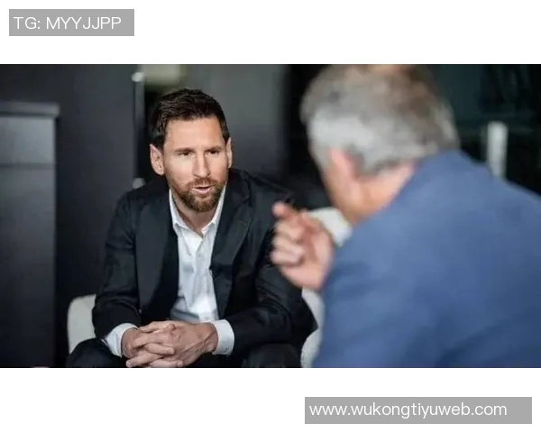 小贝与梅西合影留念为赛季画上完美句点难忘瞬间永存心间